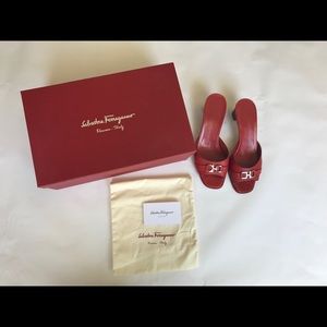 vintage red salvatore ferragamo leather heels 7.5